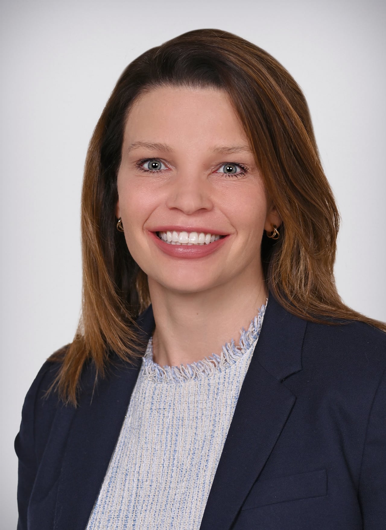 Kelly Connolly, Inova