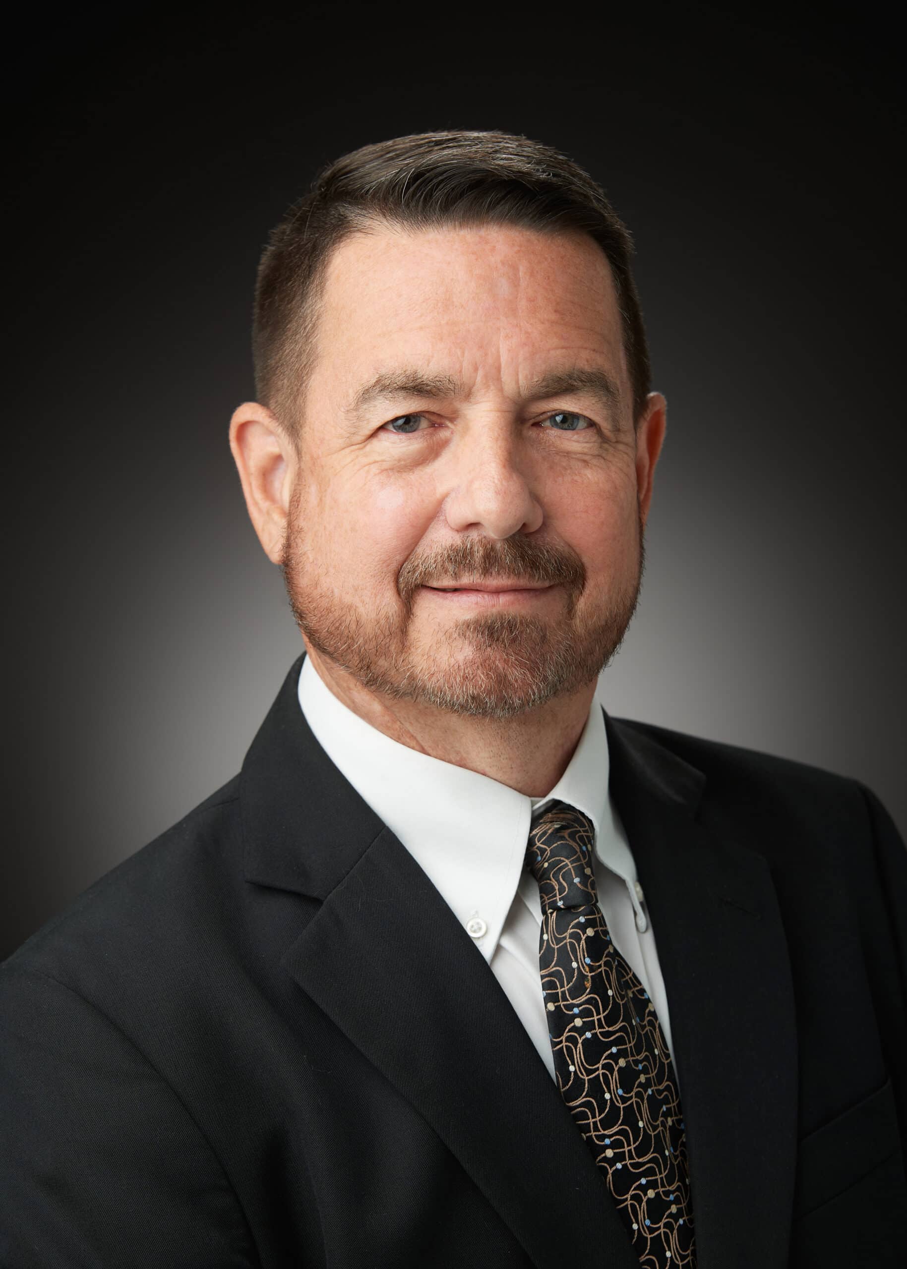 Headshot Bill Phillips